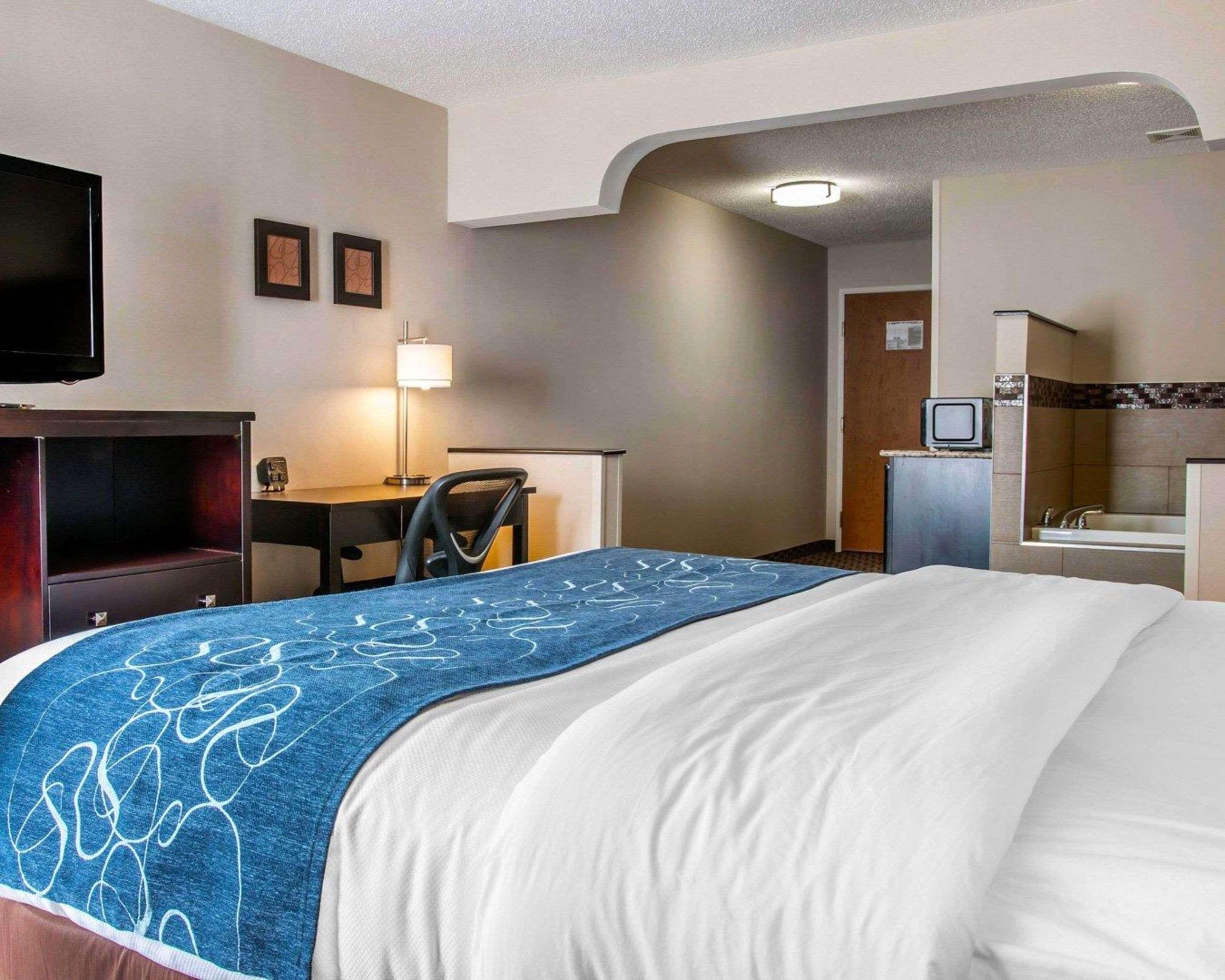 Comfort Suites Benton Harbor - St Joseph Εξωτερικό φωτογραφία