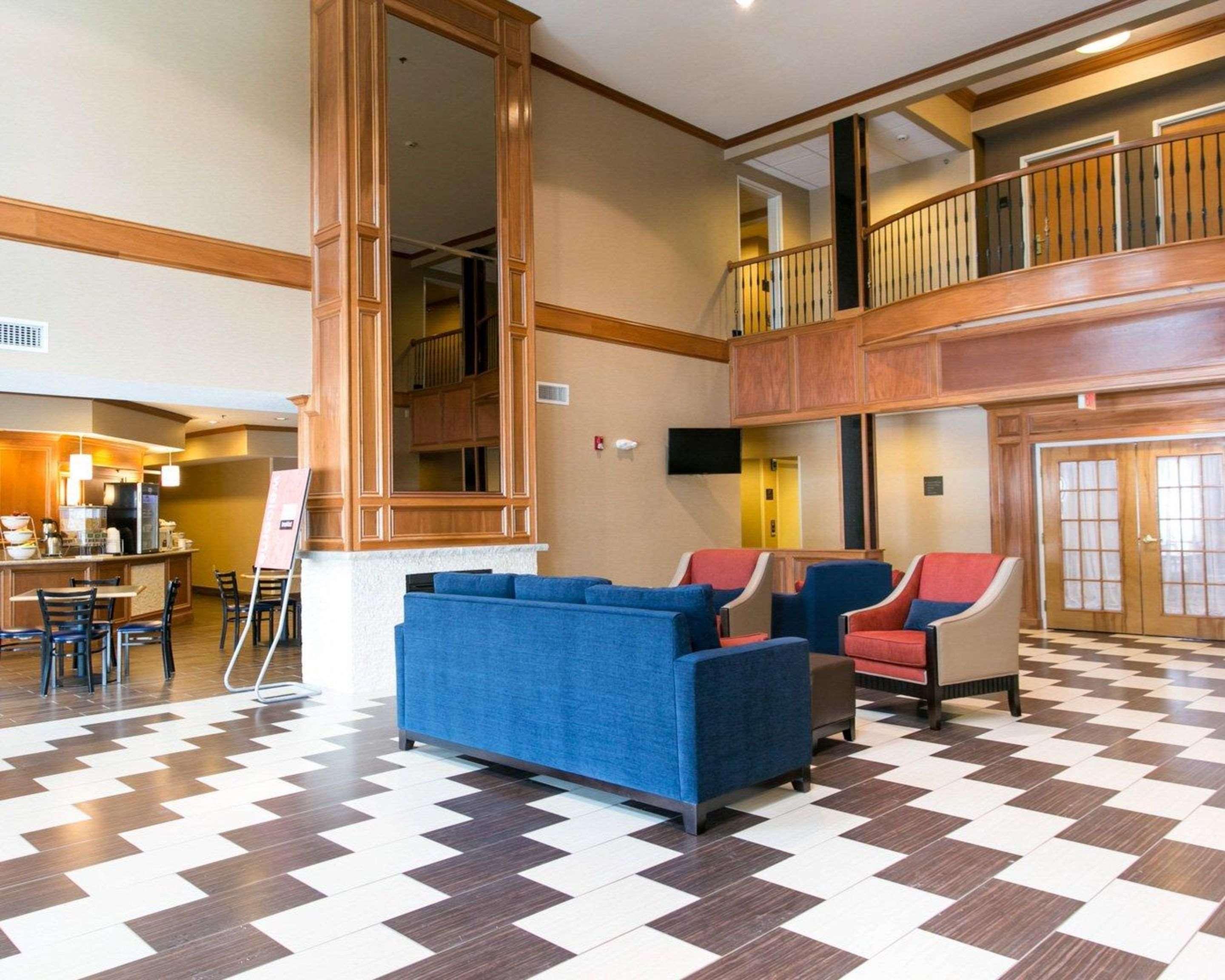 Comfort Suites Benton Harbor - St Joseph Εξωτερικό φωτογραφία