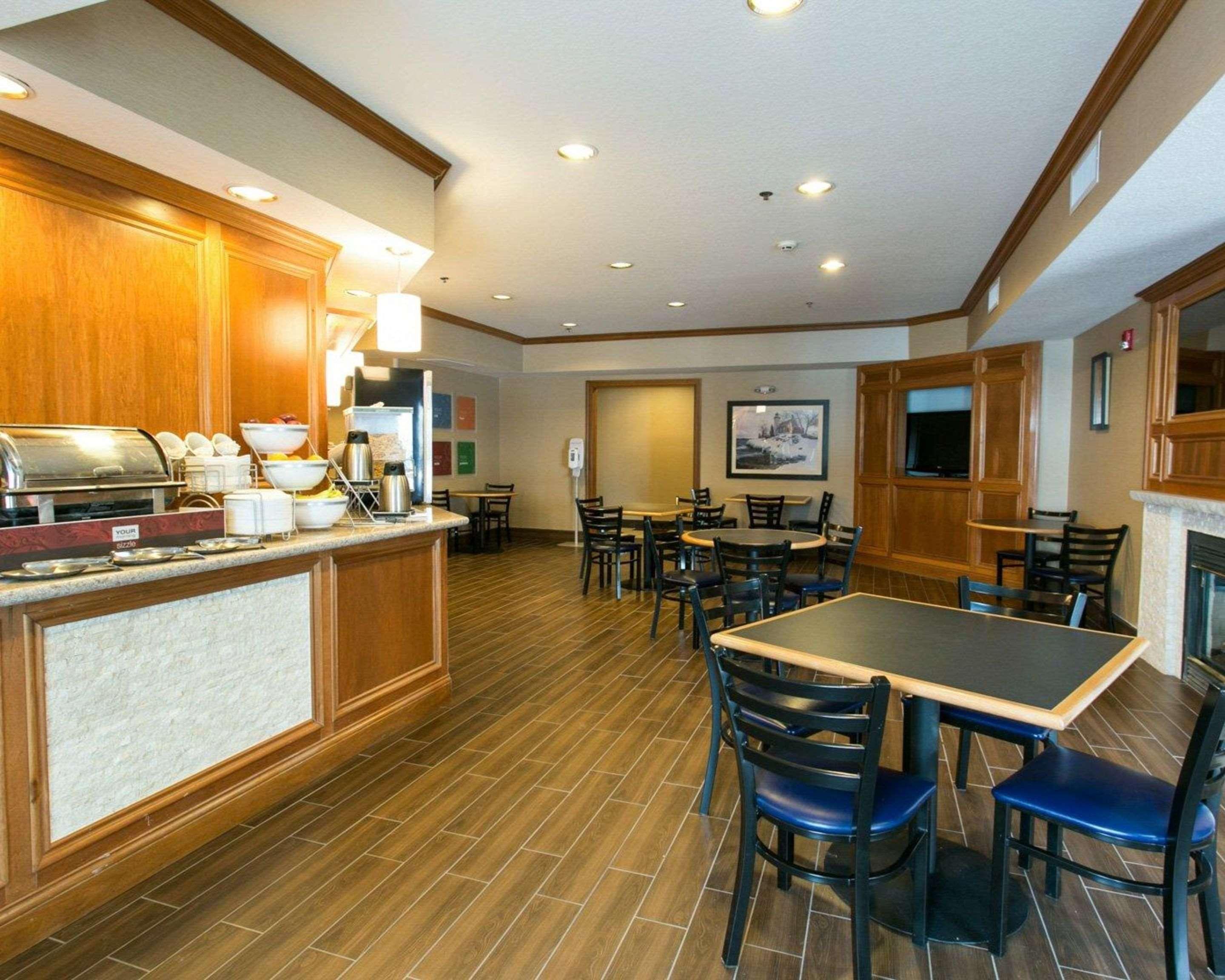 Comfort Suites Benton Harbor - St Joseph Εξωτερικό φωτογραφία