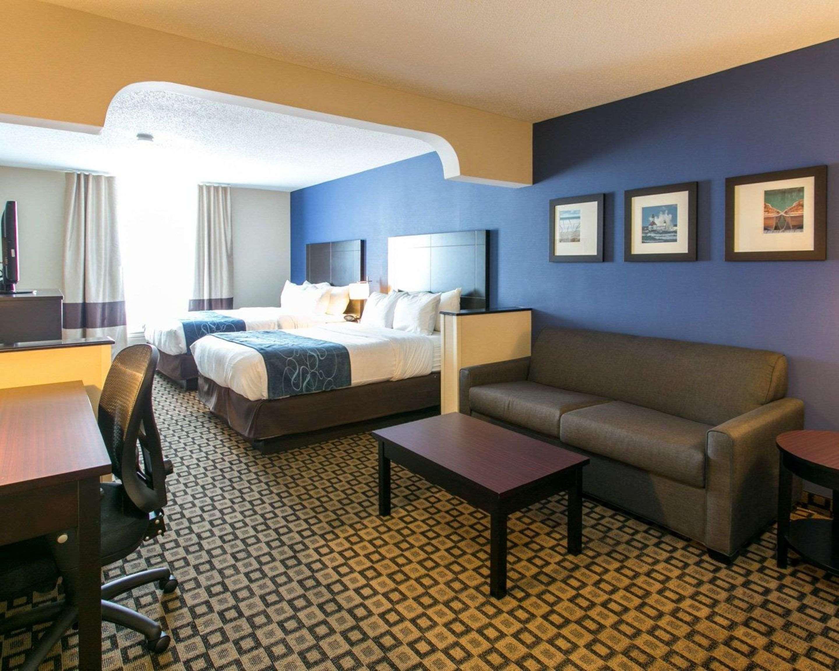 Comfort Suites Benton Harbor - St Joseph Εξωτερικό φωτογραφία