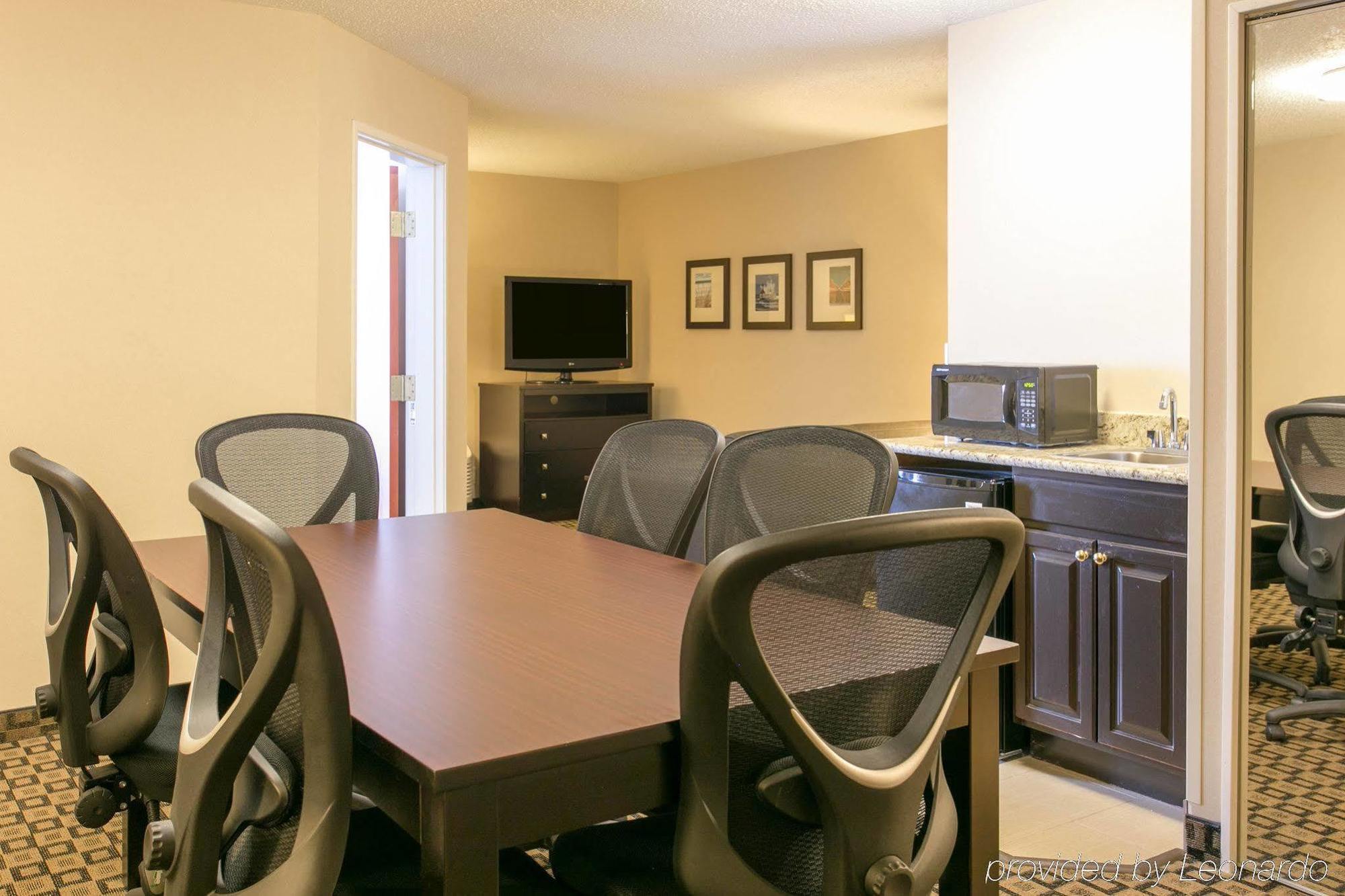 Comfort Suites Benton Harbor - St Joseph Εξωτερικό φωτογραφία
