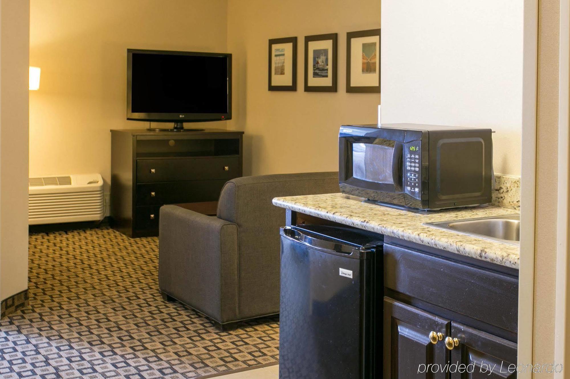 Comfort Suites Benton Harbor - St Joseph Εξωτερικό φωτογραφία